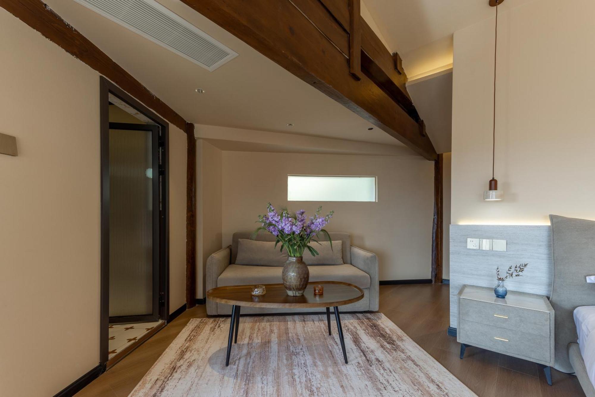 Lijiang Byw Mount View Inn ภายนอก รูปภาพ